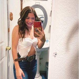 Meet your Posher, Hailey